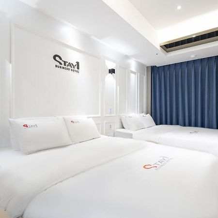 Gwangju Metropolitan City Stay Hotel מראה חיצוני תמונה