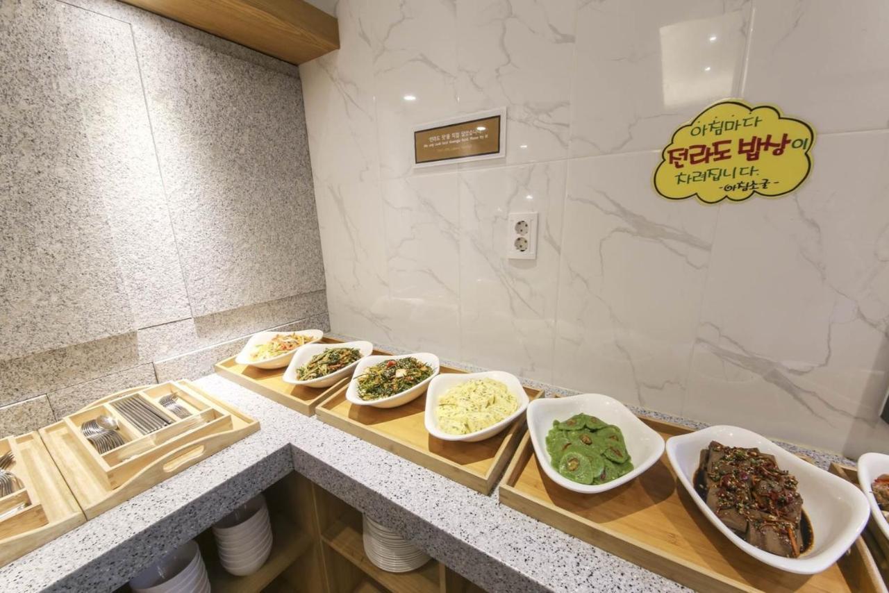 Gwangju Metropolitan City Stay Hotel מראה חיצוני תמונה