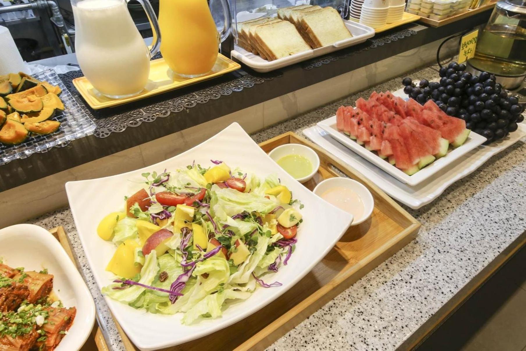 Gwangju Metropolitan City Stay Hotel מראה חיצוני תמונה