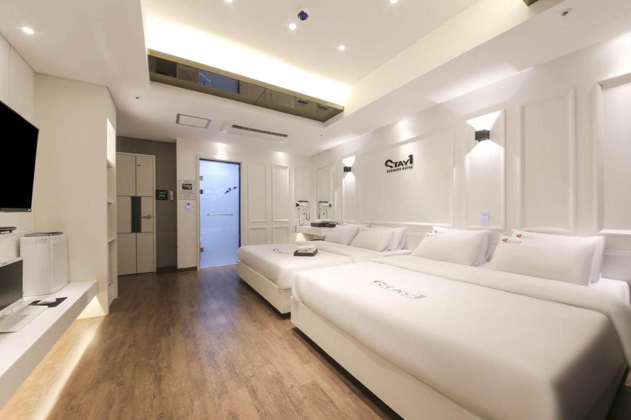 Gwangju Metropolitan City Stay Hotel מראה חיצוני תמונה