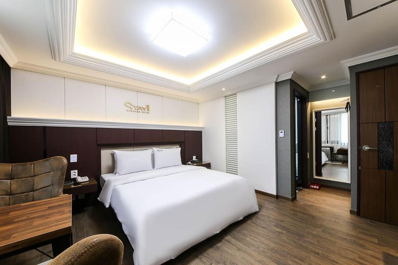 Gwangju Metropolitan City Stay Hotel מראה חיצוני תמונה