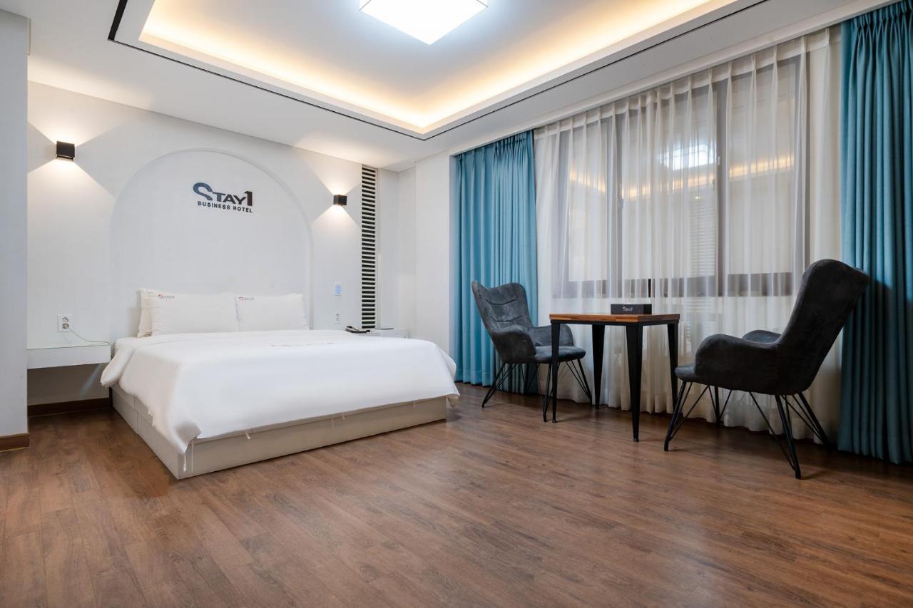 Gwangju Metropolitan City Stay Hotel מראה חיצוני תמונה