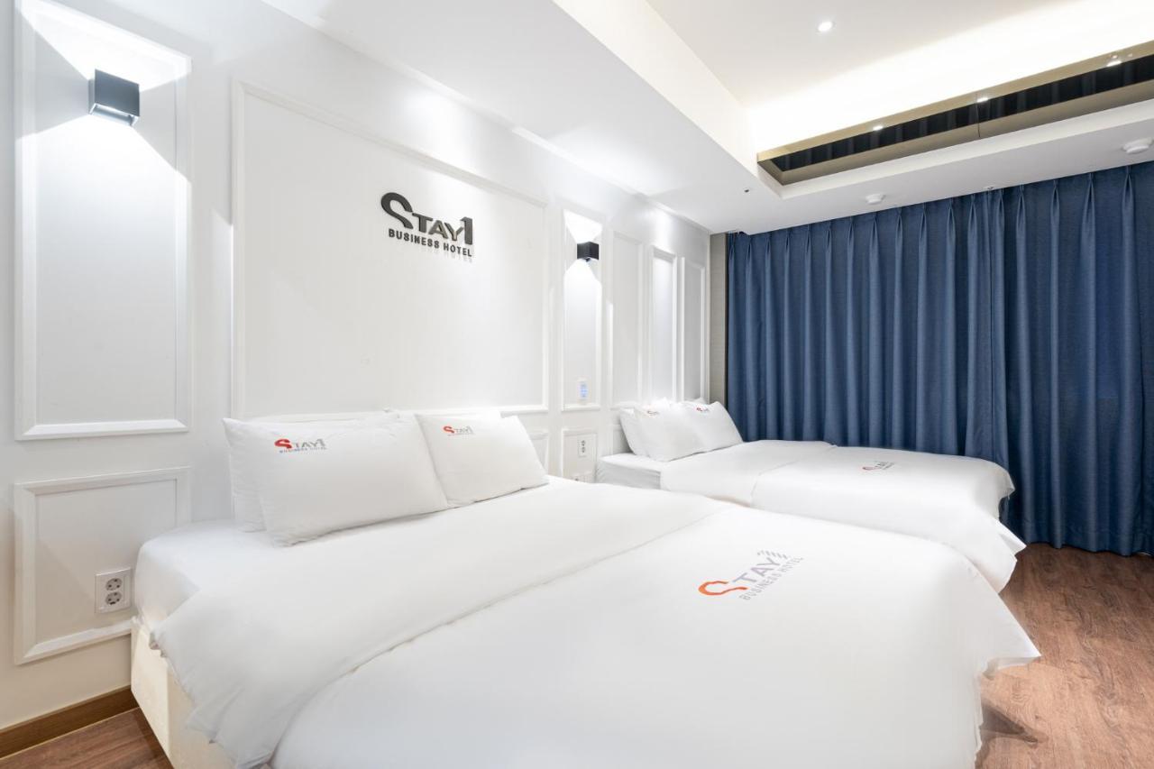 Gwangju Metropolitan City Stay Hotel מראה חיצוני תמונה