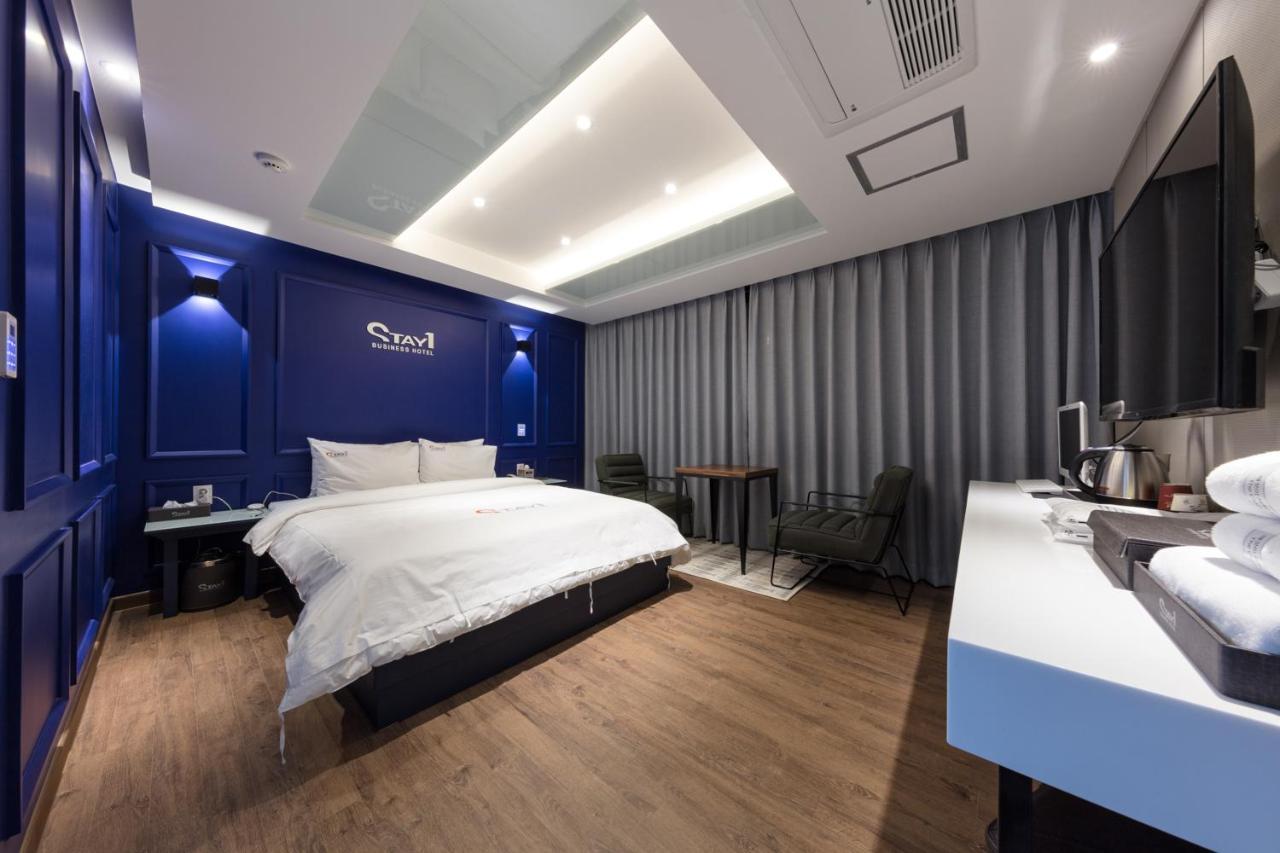 Gwangju Metropolitan City Stay Hotel מראה חיצוני תמונה